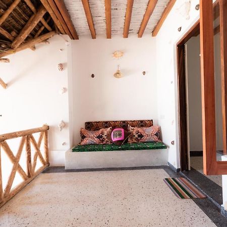 Sweet Beach Apartments Джамбиани Екстериор снимка