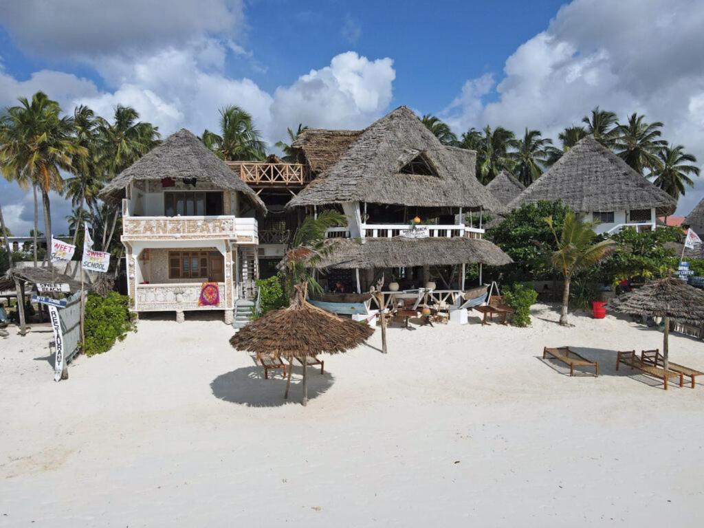 Sweet Beach Apartments Джамбиани Екстериор снимка